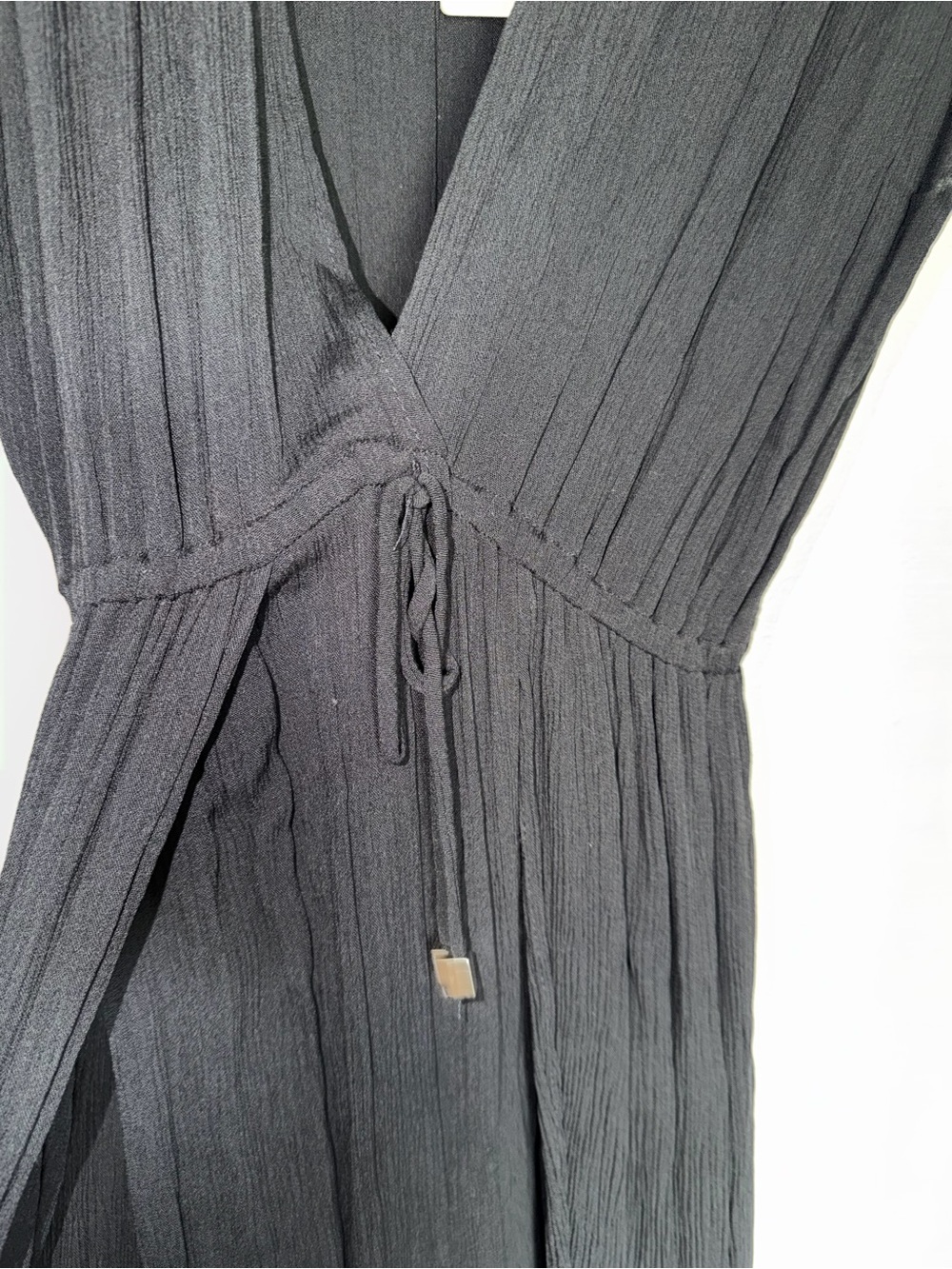 Elan Black Maxi Dress with V-Neck and Drawstring Waist - Picture 3 of 6